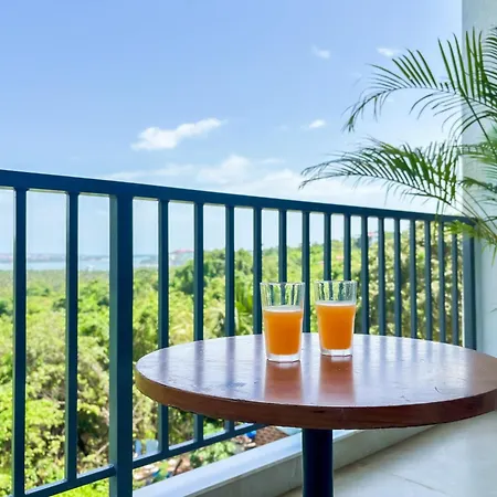 2Bhk Apartment With River Views L 5 Star Vibes